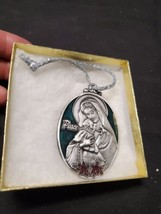 Doherty Solid Pewter Ornament Virgin Mary &amp; Child Vintage Enamel Oval 2.75&quot; H - £11.39 GBP