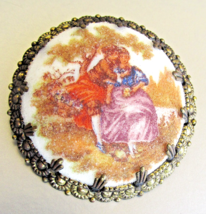 Vintage Courting Couple Sugar Glass Germany Brooch Pin - $11.83