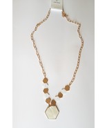 GOLD CHAIN  PEARLESCENT STONE PENDANT NECKLACE - $17.76 CAD