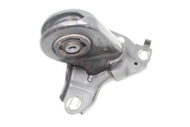 04-08 MINI COOPER REAR LEFT DRIVER SIDE KNUCKLE TRAILING ARM BRACKET E5752 image 10