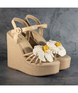 LARROUDE Magnolia Wedge Leather In Ivory Leather Color Beige Size 9.5 - $4,605.52 MXN