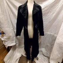 JS Signature Women&#39;s Long Black Velvet Coat, Size M - $98.99