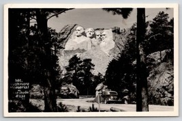 Black Hills South Dakota Mt Rushmore Old Automobile Parked Postcard C26 - £5.50 GBP