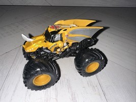 2021 Spin Master Monster Jam DRAGONOID Bakugan 1:64Yellow - £8.63 GBP