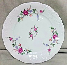 Wawel Rose Garden 2 Dinner Plates 10.5&quot; Gold Trim Scalloped Made in Poland - £18.50 GBP