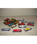 17 Vintage SMALL TOY PLASTIC OLD TIME CARS Made in Hong Kong - $599.46 MXN