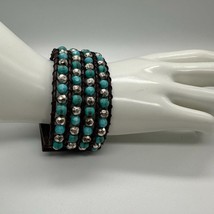 Yik Fung 1.5&quot; Wide Bracelet Faux Leather Faceted Blue Silver Beads Snaps Cuff - £6.33 GBP