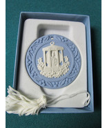 WEDGWOOD ENGLAND ANNUAL CHRISTMAS ORNAMENT 2&quot; NIB  ORIGINAL - $42.56