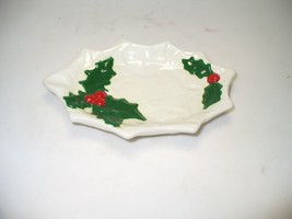 Ceramic Plate White with Mistletoe Painted 6.5 x 4 Inch USED - £6.54 GBP