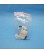 Parker P8S-TMC02 Round Body Bracket Assembly 1-1/8&quot; to 2-1/2&quot; - $17.15 CAD