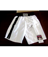 LARRY HOLMES BOXING HEAVYWEIGHT CHAMPION HOF SIGNED AUTO EVERLAST TRUNK ... - $3,763.16 MXN
