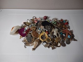Lot Of Over 150 Pendants And Charms - £31.85 GBP