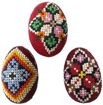 Vintage Beaded Decorative Eggs Easter Egg Decor Lot of 3 - £15.56 GBP