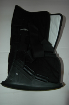 Donjoy Black Walking Boot Foot Leg Ankle Brace Medium - $551.89 MXN