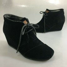 Toms 7 Desert Wedges Black Suede 2.5&quot; Heels Booties Lace-Up Shoes - £27.09 GBP