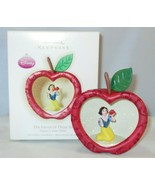 2009 Hallmark The Fairest of Them All Snow White Keepsake Ornament Apple... - £15.76 GBP