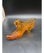 Fenton American Art Glass Honey Amber Daisy Button Cat Head 6&quot; Shoe Figu... - $14.50
