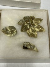 Vintage 1950’s Spun Wire Germany Gold Clip Earrings &amp; Brooch - £19.15 GBP