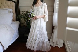 Lace Embroidery Vintage Nightgown, Victorian Soft Gown, Edwardian Nightg... - £118.03 GBP