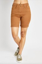 Judy Blue Tummy Control Bermuda Shorts Brown - $391.10 MXN+
