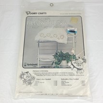 Vintage Vogart Crafts Flowers Pillow Tubing Embroidery Kit / Painting Ne... - $14.01