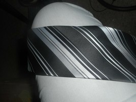VENETTO COLECTION Diagonal Design Black and Silver Color Beautiful Desig... - £15.62 GBP