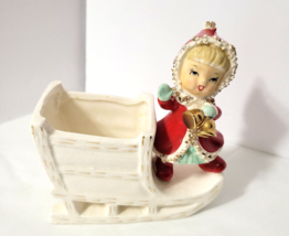 VTG Ucagco Christmas Girl w/ Bells Sled Planter Spaghetti Hat &amp; Dress 5.... - $2,228.35 MXN