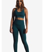 EMERALD SEAMLESS KNIT COMPRESSION SET - $224.82 CAD