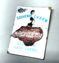 Vintage State of North Carolina Enameled Charm Pendant - $9.90