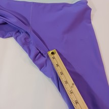 Lululemon Women's Purple Back Zippered Pocket Leggings Measured Size (30×23) image 3