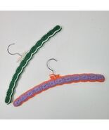 Vintage Crochet Wire Wood Clothes Hangers SET OF 2 Multicolor - €20,77 EUR Vintage Crochet Wire Wood Clothes Hangers SET OF 2 Multicolor - €20,77 EUR