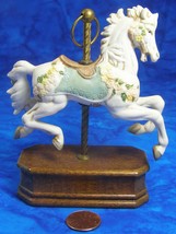 Unknown Brand Porcelain Carousel Horse White w/Flower Garland Wood Base ... - £7.79 GBP