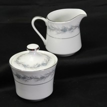 Style House Duchess Cream and Sugar Bowl with Lid Pinecones - $335.61 MXN