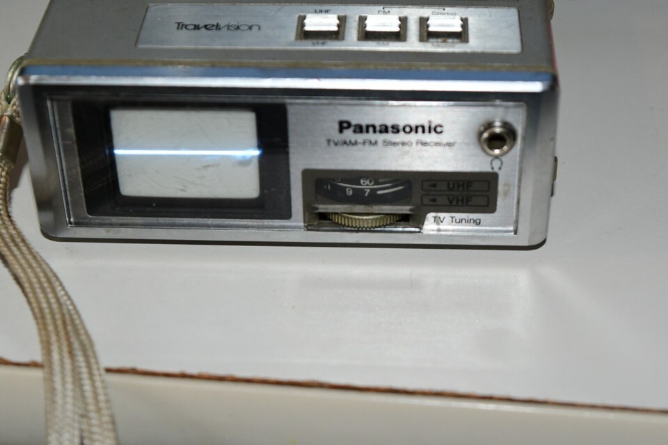 Panasonic Travelvision TR-1020P  Television &amp;AM/FM RADIO Vintage powers ... - $48.60