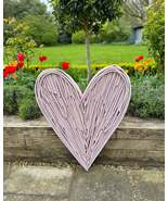 Large Rose Pink Wicker Heart- 85cm - €173,05 EUR Large Rose Pink Wicker Heart- 85cm - €173,05 EUR