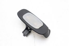 03-09 MERCEDES-BENZ W211 E350 FRONT LEFT/RIGHT SEAT LOWER INTERIOR LIGHT E1362 image 4