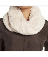 LA FIORENTINA Faux Fur Shaggy Infinity Scarf, Beige, LUXURIOUS, NWT - $1,087.28 MXN