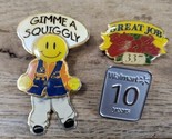 GIMME A SQUIGGLY Walmart Associate Moving Legs Great Job &amp; 10 Year Lapel... - $9.85