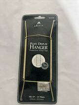 Tripar Brass Wire Plate Hanger 7 1/2 - 91/2 - $128.26 MXN