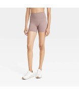 All In Motion Women&#39;s Seamless High-Rise Ribbed Bike Shorts LARGE 4&quot; Lig... - $30.23 CAD