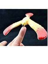 C&amp;H Solutions Red Wing Yellow Body Cute Balancing Bird with Clear Triang... - $127.67 MXN
