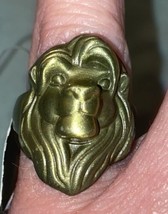 Hot Topic Metal Finger Ring Simba Mufasa Lion King Size 6 New NWT - £4.55 GBP