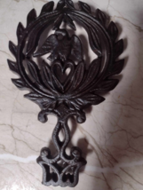 Cast Iron Trivet Vintage Eagle Laurel Wreath Heart I believe it is a Wilton  - £51.13 GBP