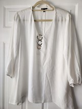 Sami &amp; Jo Womens blouse in white with rings at neckline size XL3/4 Lengt... - $5.00