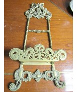 Wall Brass Stand, Beautiful Engravings with Shelf for a Plate or Picture... - €61,03 EUR