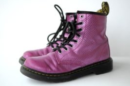Dr Martens Kids Boots Metallic Reptile Emboss Croc Hot Pink 1460 J Size 2 US - £24.35 GBP