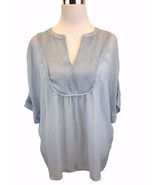 Two by Vince Camuto Top Blouse Womens Small Ditsy Split Neck Blue Sheer ... - $16.82