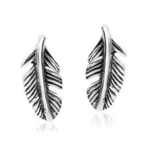 Cute and Stylish Sterling Silver Feather Stud Earrings - £9.54 GBP