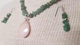 Green Aventurine Chip Pink Rose Quartz Teardrop 18&quot; Necklace 2&quot; Earrings Set - £19.39 GBP