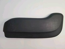 2004-2006 Chrysler Pacifica Front Driver Seat Left LH Track Cover Outboa... - £22.22 GBP